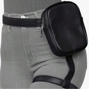 Fashion Nova Thigh Harness Bag - Black - Never Worn